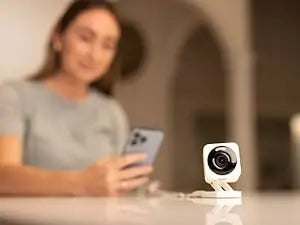 Wyze Cam v4, 2K HD Wi-Fi Smart Home Security Camera, Indoor/Outdoor Use, Pet/Baby Monitor, Motion Activated Spotlight/Siren,